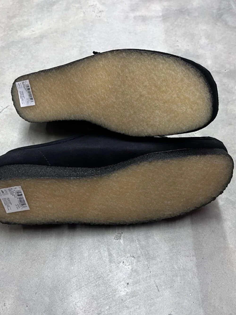 Clarks Wallabee Low Black Suede Men's Size 10 261 55519 - New